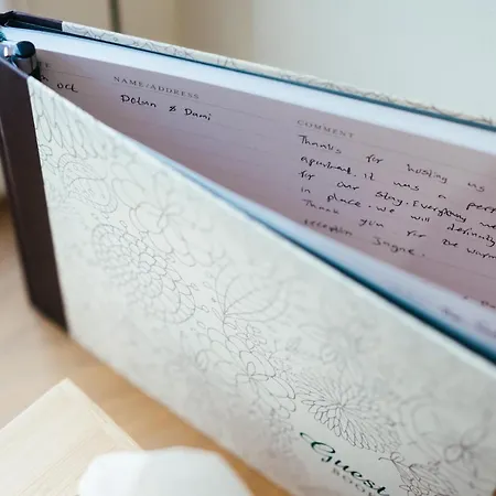 Daire Rigney Bank House, South Lakes Luxury *